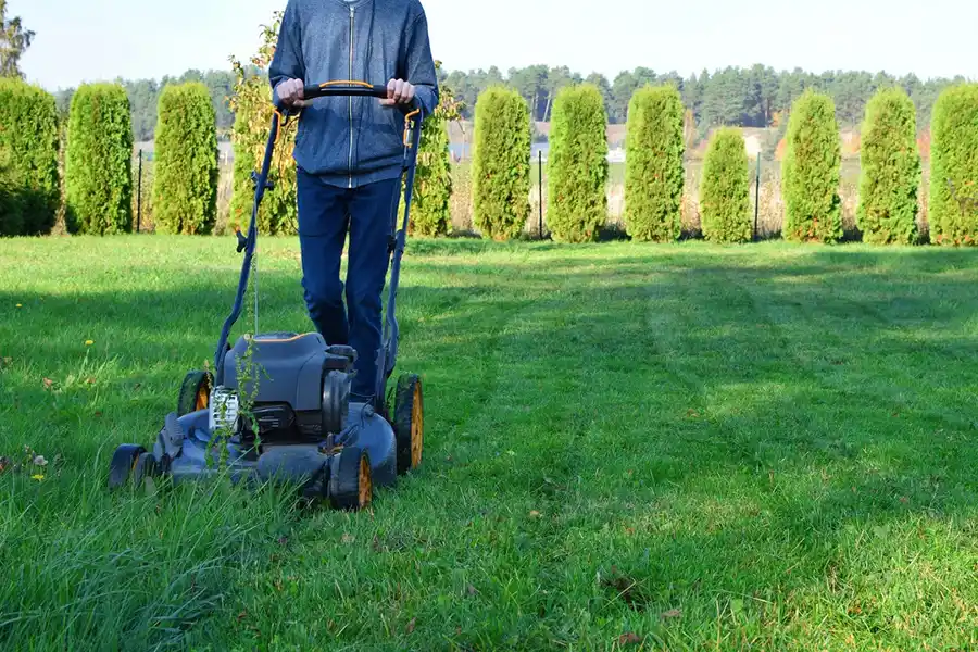 Efficient Lawn Mowing in Yakima, WA